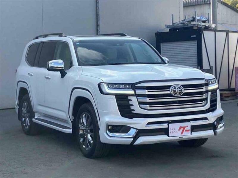 LAND CRUISER
