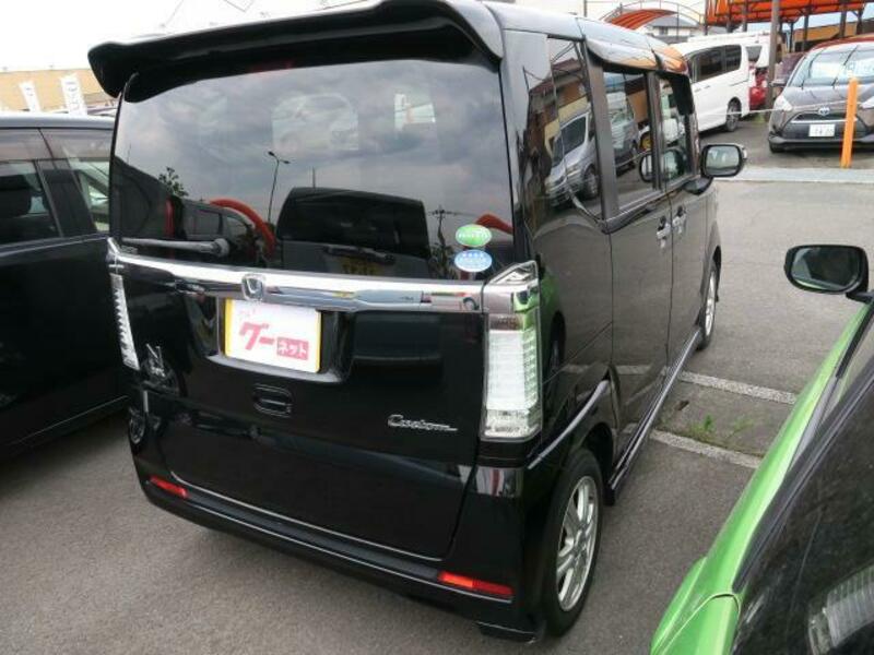 N BOX CUSTOM
