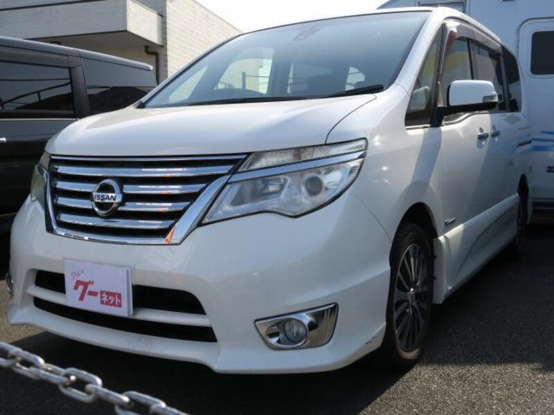 NISSAN SERENA