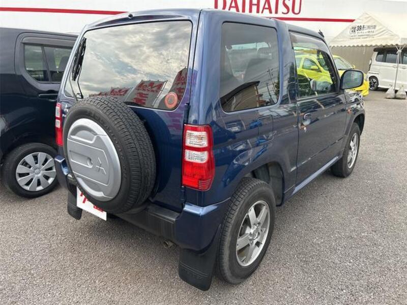 PAJERO MINI