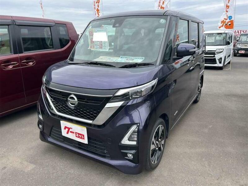 NISSAN ROOX