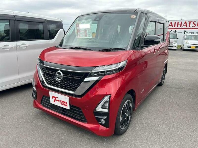 NISSAN ROOX