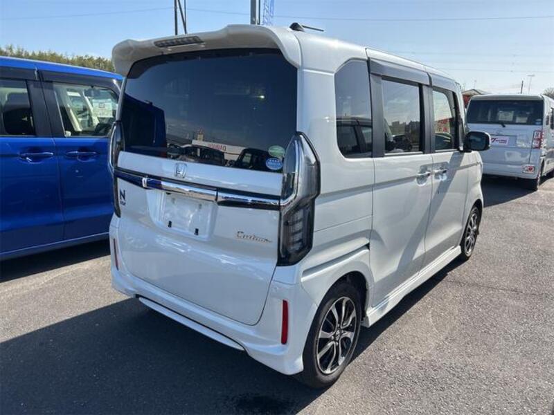 N BOX CUSTOM