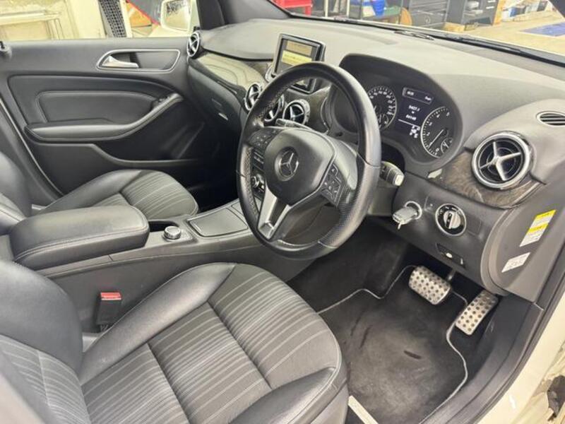 B-CLASS