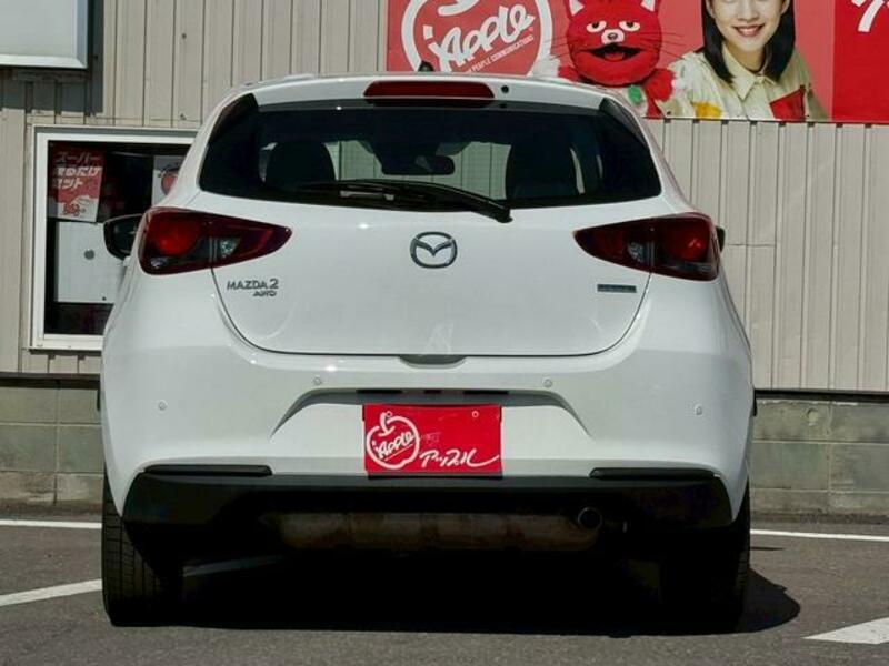 MAZDA2