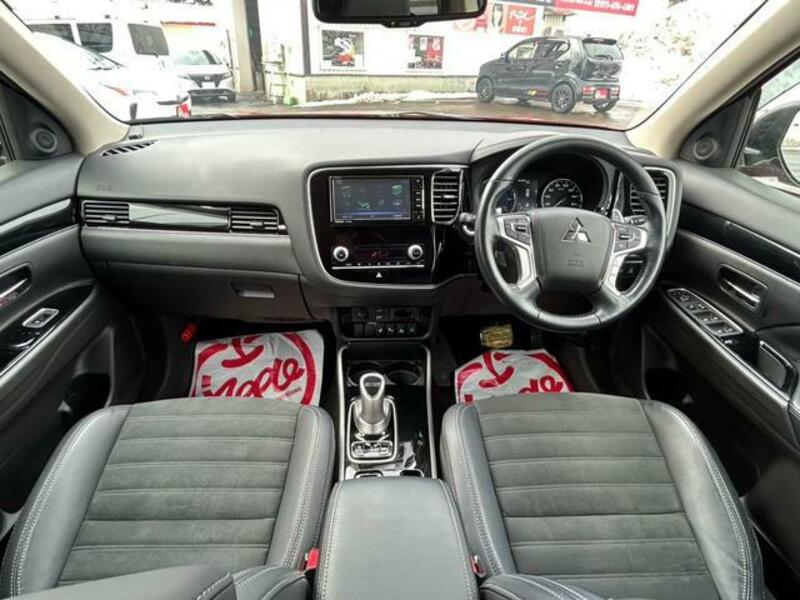 OUTLANDER PHEV