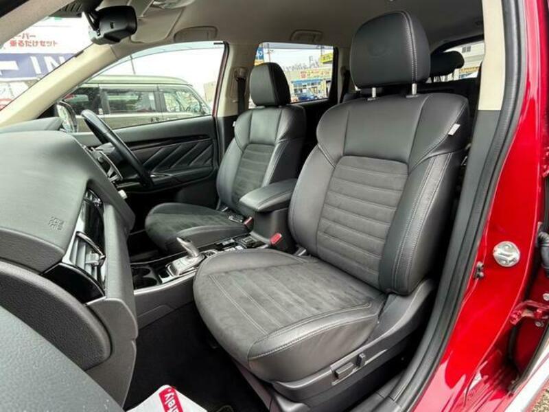 OUTLANDER PHEV