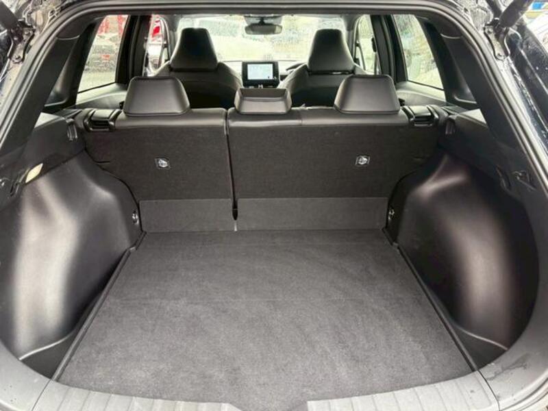 COROLLA CROSS