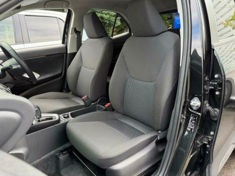 YARIS CROSS