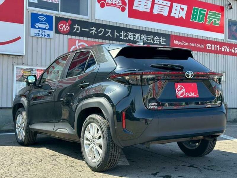 YARIS CROSS