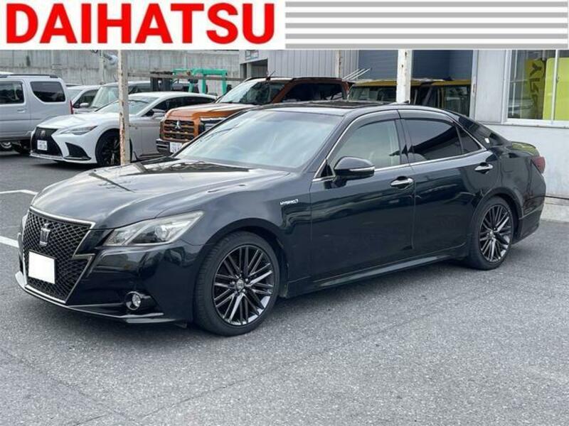 TOYOTA CROWN