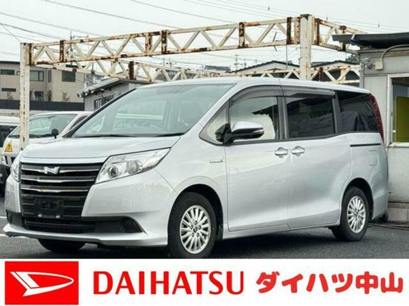 TOYOTA NOAH