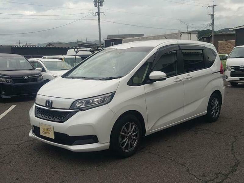 HONDA FREED HYBRID