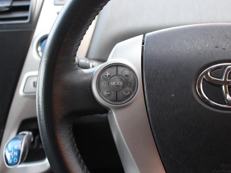 PRIUS ALPHA