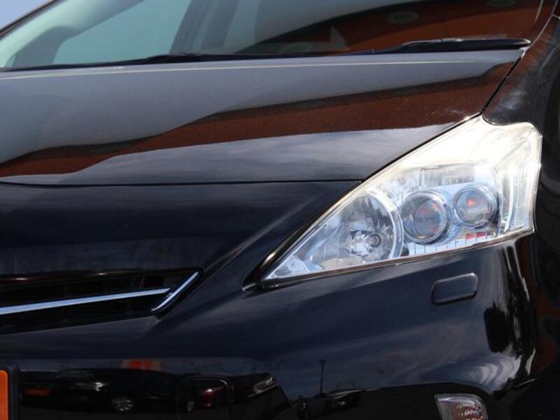 PRIUS ALPHA