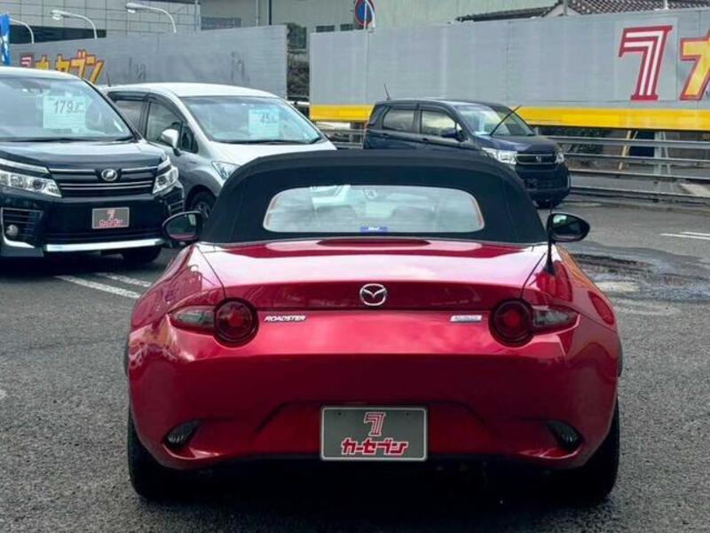 ROADSTER