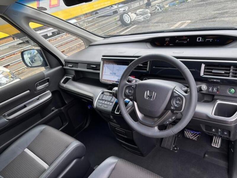 STEPWAGON SPADA