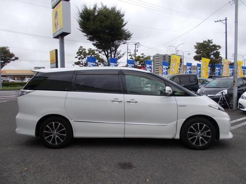 ESTIMA HYBRID