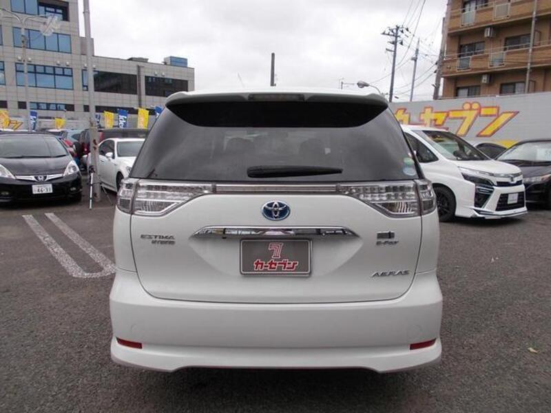 ESTIMA HYBRID