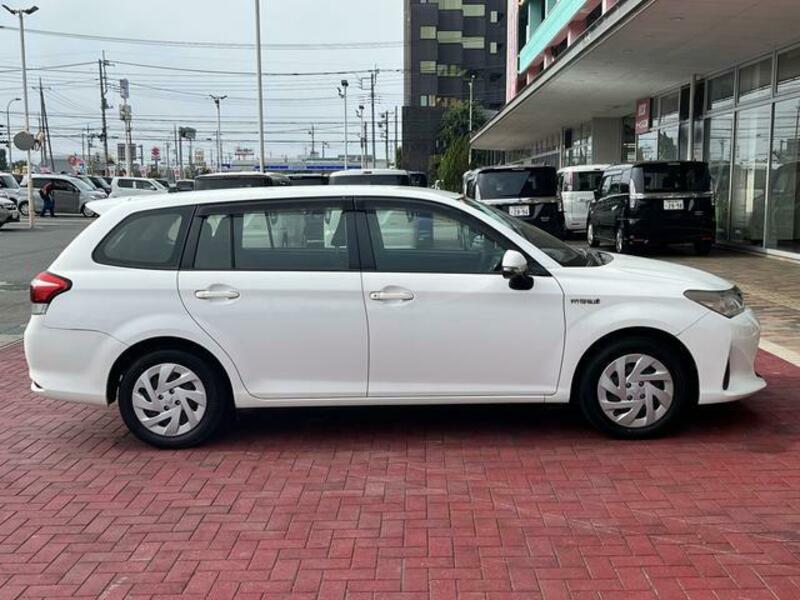 COROLLA FIELDER