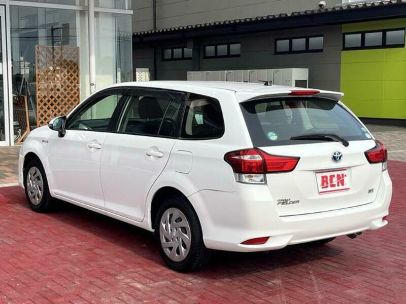 COROLLA FIELDER