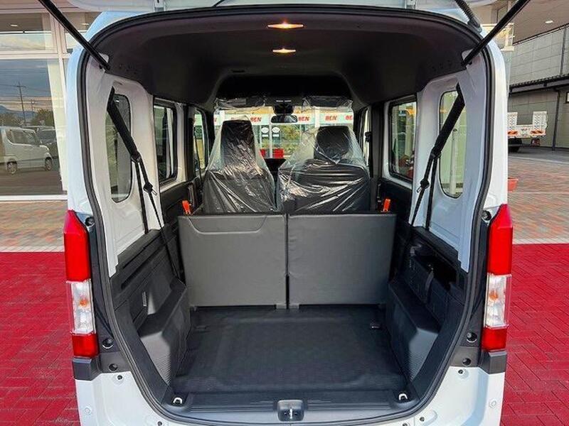 N-VAN