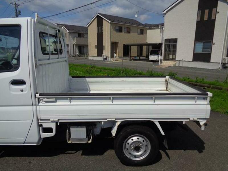 MINICAB TRUCK