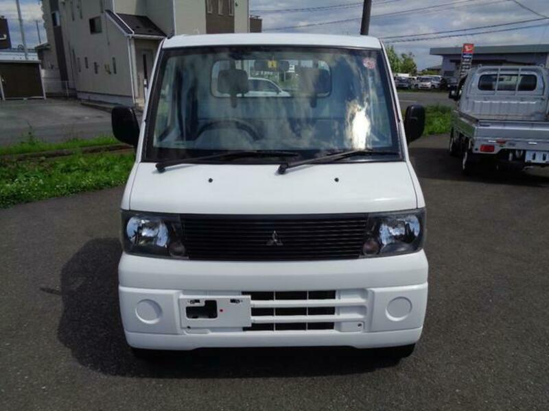 MINICAB TRUCK