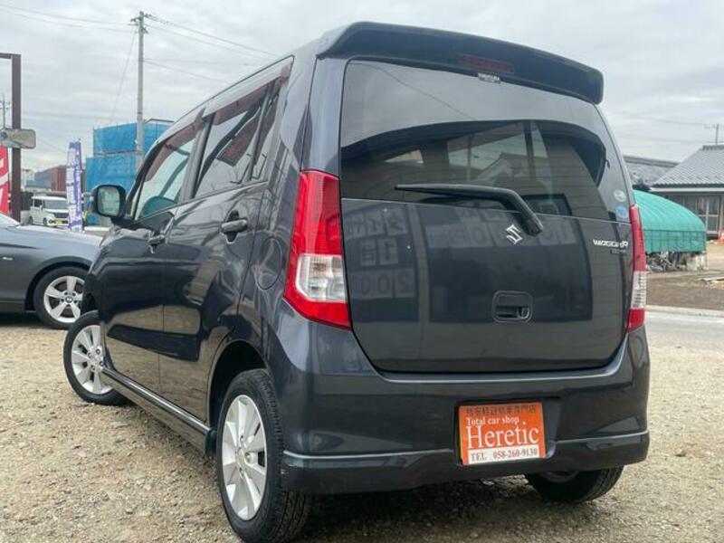 WAGON R