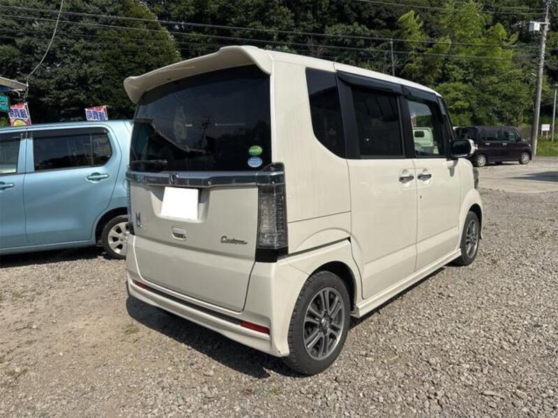 N BOX CUSTOM