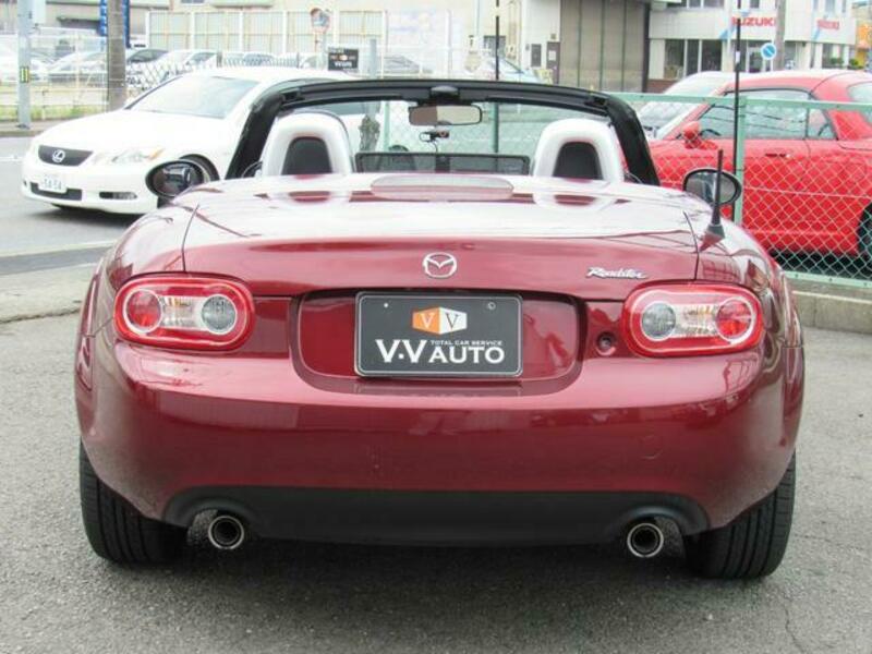 ROADSTER