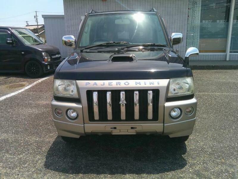 PAJERO MINI