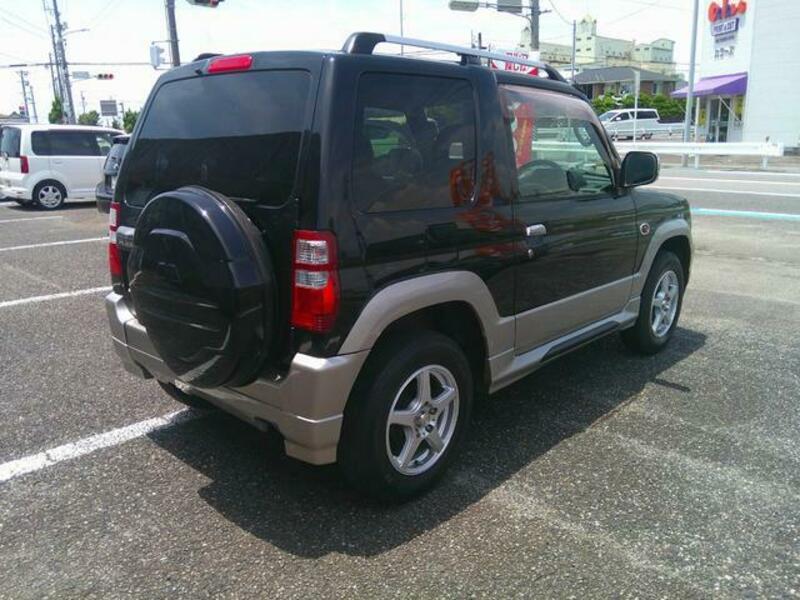 PAJERO MINI