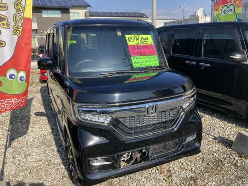 N BOX CUSTOM