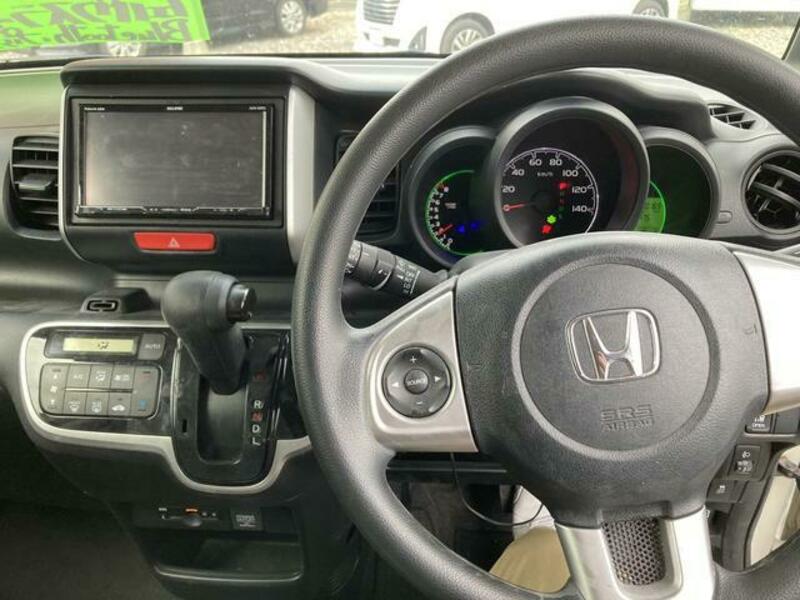 N BOX