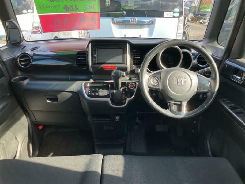 N BOX CUSTOM
