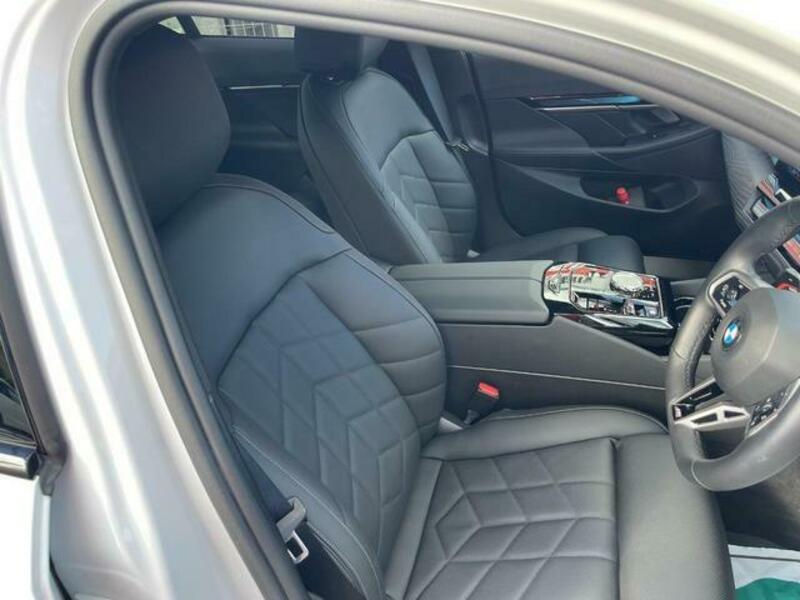 5 SERIES