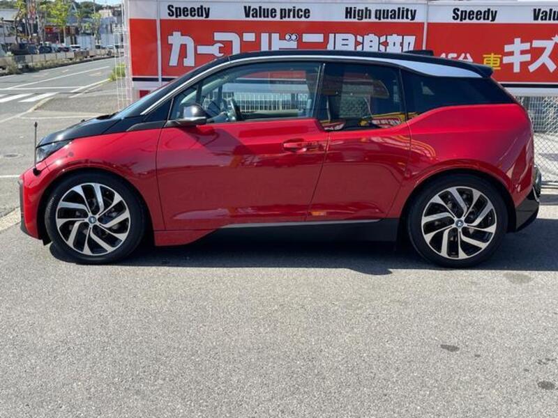 i3