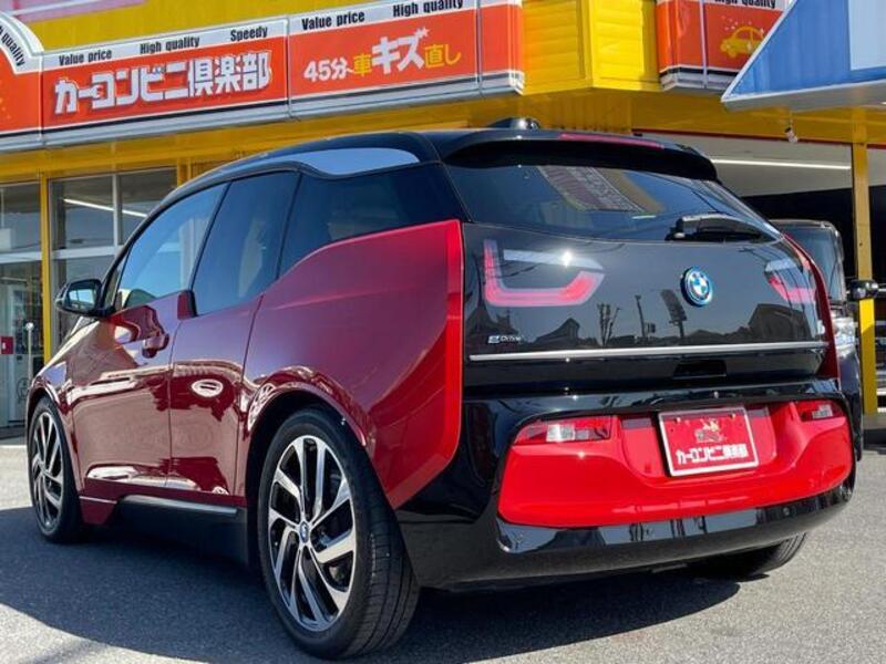 i3