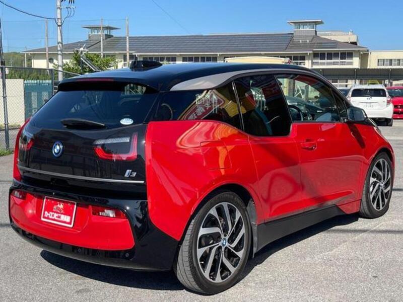 i3