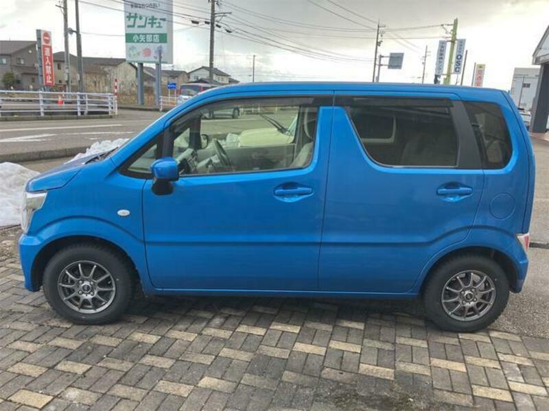WAGON R