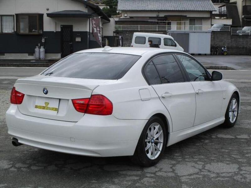 3 SERIES