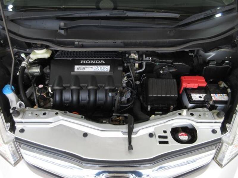FIT HYBRID