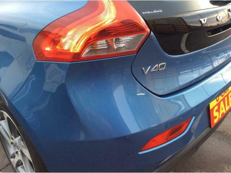 V40