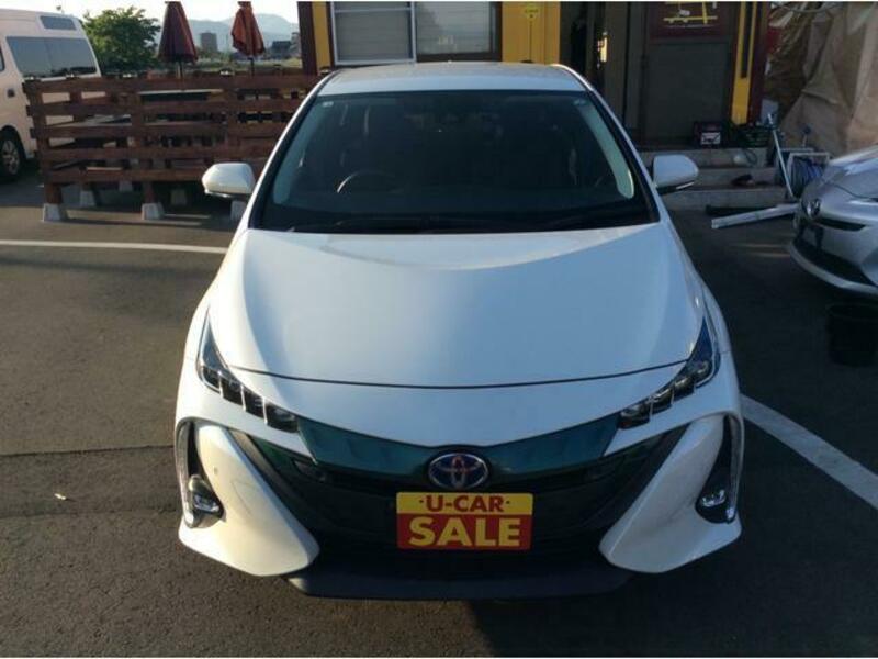 PRIUS PHV