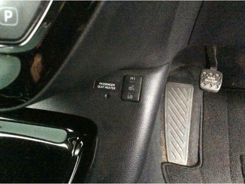 PRIUS PHV