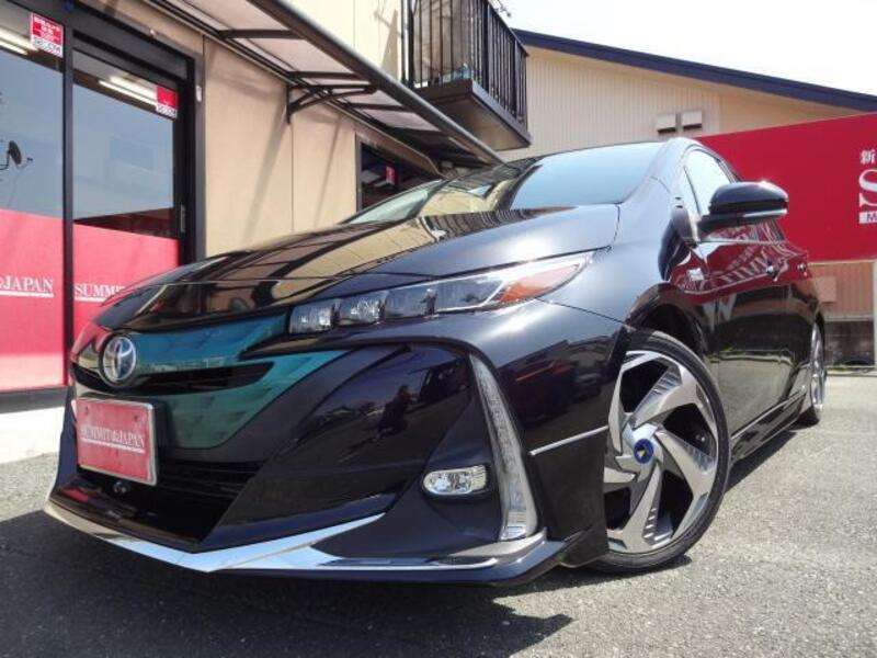 TOYOTA PRIUS PHV