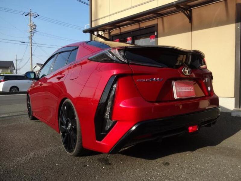PRIUS PHV