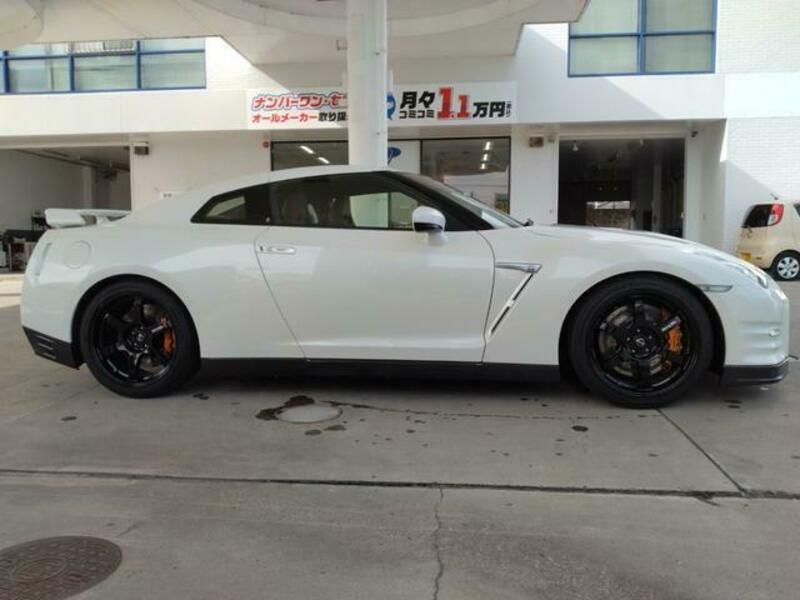 GT-R