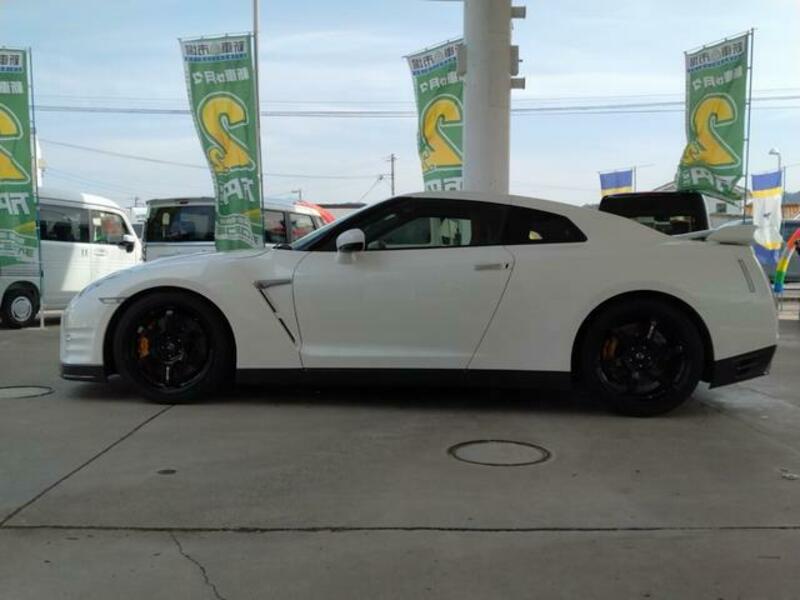GT-R